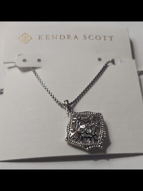 Kendra Scott Silver Filigree Pendant Necklace